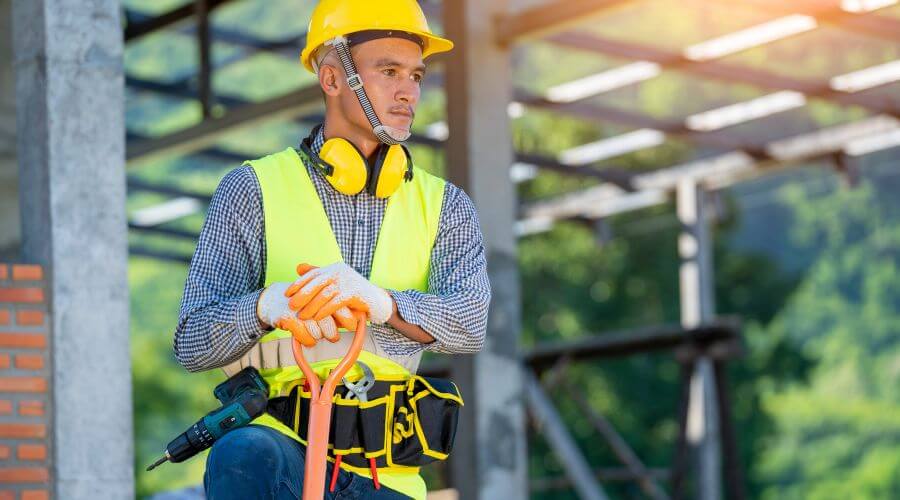 Professional gutter cleaning in Martinsdale, MT